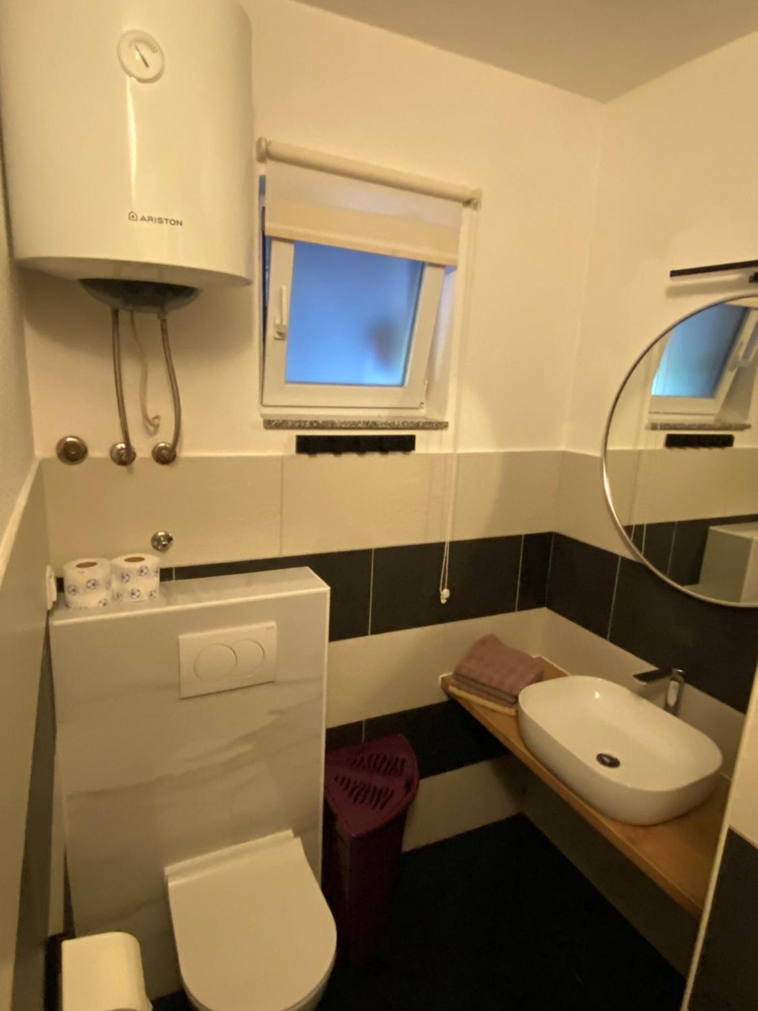Apartmani Dragicevic Vir Exterior photo