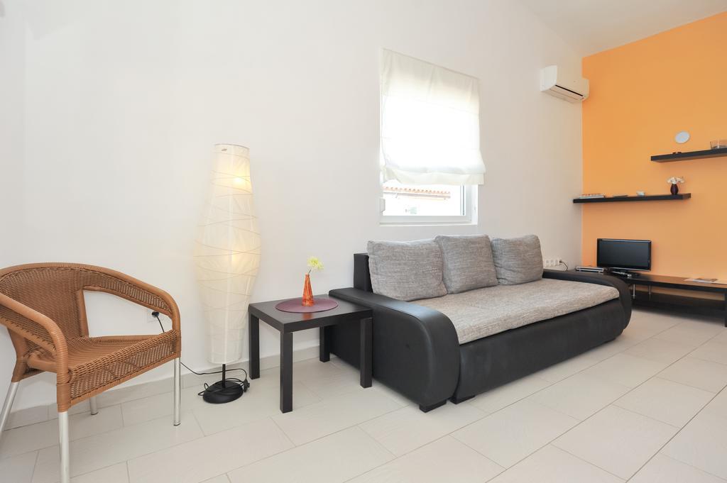 Apartmani Dragicevic Vir Exterior photo