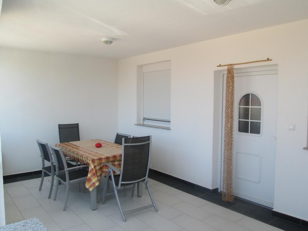 Apartmani Dragicevic Vir Room photo
